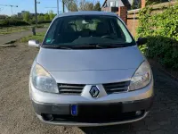 Gebraucht Renault Scénic II 111 PS (81 kW) 2006 Silber Van / Kleinbus