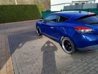 Gebraucht Renault Mégane Coupé Bose Edition 131 PS (96 kW) 2011 Blau Coupé