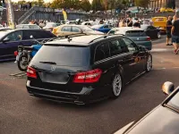 Gebraucht Mercedes E250 Avantgarde 204 PS (150 kW) 2012 Schwarz Limousine