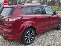 Gebraucht Ford Kuga ST-Line 175 PS (128 kW) 2019 Rubyrot (metallic) SUV