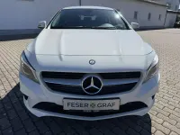 Gebraucht Mercedes CLA180 122 PS (89 kW) 2016 Calcitweiss Limousine