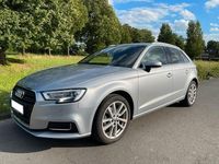 Gebraucht Audi A3 Design 116 PS (85 kW) 2019 Silber Limousine