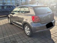 Gebraucht VW Polo Trendline 69 PS (50 kW) 2012 Grau Kleinwagen