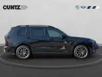 Neu BMW X7 M Sport 352 PS (258 kW) 2026 Grau SUV