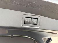 Gebraucht Toyota Corolla Basis 140 PS (102 kW) 2024 Weiß Limousine