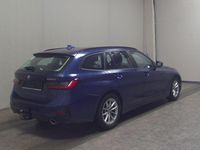 Gebraucht BMW 320 Advantage 190 PS (139 kW) 2021 Blau Kombi