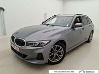 Gebraucht BMW 320e Shadowline 163 PS (119 kW) 2023 Grau Kombi