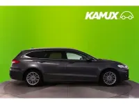 Gebraucht Ford Mondeo Titanium 190 PS (139 kW) 2022 Silber / grau Kombi