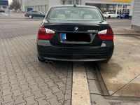 Gebraucht BMW 325 191 PS (140 kW) 2008 Schwarz Limousine