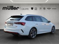 Gebraucht Skoda Octavia RS 200 PS (147 kW) 2024 Weiß Kombi