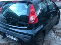 Gebraucht Peugeot 107 68 PS (50 kW) 2005 Schwarz Kleinwagen