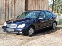 Gebraucht Mercedes C200 116 PS (85 kW) 2003 Blau Limousine