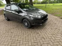 Gebraucht Ford Fiesta 80 PS (58 kW) 2017 Grau Kleinwagen