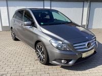 Gebraucht Mercedes B180 122 PS (89 kW) 2014 Grau Van / Kleinbus