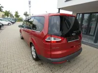 Gebraucht Ford Galaxy Ghia 175 PS (128 kW) 2009 Rot Van / Kleinbus