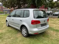 Gebraucht VW Touran Trendline 105 PS (77 kW) 2011 Silber Van / Kleinbus