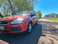 Gebraucht Ford Focus 105 PS (77 kW) 2007 Rot Limousine