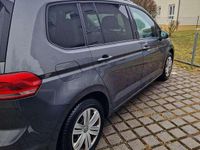 Gebraucht VW Touran Join 150 PS (110 kW) 2018 Grau Van / Kleinbus
