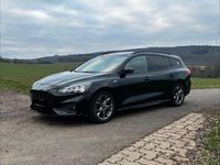 Gebraucht Ford Focus ST-Line 120 PS (88 kW) 2018 Schwarz Limousine