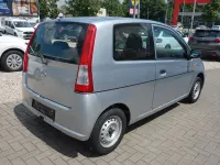 Gebraucht Daihatsu Cuore Plus 58 PS (42 kW) 2006 Silber Kleinwagen