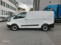 Używany Ford Transit Custom 105 KM (77 kW) 2018 Biały Minivan