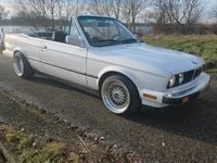 Gebraucht BMW 325 Cabriolet Performance 171 PS (125 kW) 1987 Weiß Cabrio