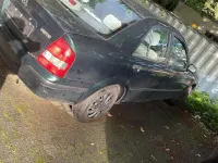 Gebraucht Mazda 323 1998 Grün Limousine