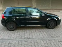 Gebraucht VW Golf V 140 PS (102 kW) 2004 Schwarz Kleinwagen