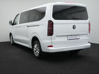 Gebraucht VW T7 Life 150 PS (110 kW) 2025 Weiß Van