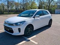 Gebraucht Kia Rio Attract 84 PS (61 kW) 2020 Weiß Limousine