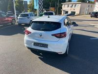 Gebraucht Renault Clio V Zen 91 PS (66 kW) 2021 Arktis weiß Kleinwagen