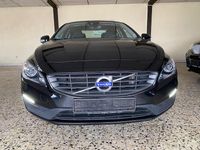 Gebraucht Volvo S60 Kinetic 150 PS (110 kW) 2016 Schwarz Limousine