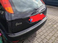 Second-hand Ford Focus 55 CP (40 kW) 2004 Albastru Hatchback