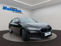 Gebraucht Skoda Superb Essence 150 PS (110 kW) 2024 Schwarz Kombi
