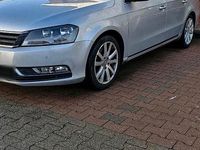 Gebraucht VW Passat 105 PS (77 kW) 2012 Silber Kombi