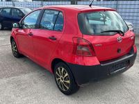 Gebraucht Toyota Yaris 69 PS (50 kW) 2007 Rot Kleinwagen