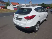 Gebraucht Hyundai ix35 Edition 135 PS (99 kW) 2013 Weiß SUV