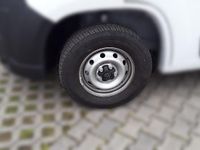 Gebraucht Peugeot Boxer 140 PS (102 kW) 2025 Weiß Van