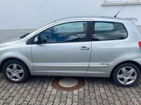 Usata VW Fox Style 75 CV (55 kW) 2010 Oro Utilitaria