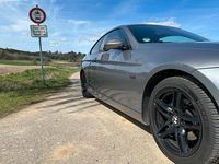 Gebraucht BMW 320 170 PS (125 kW) 2009 Grau Coupé
