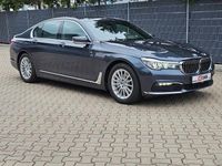Gebraucht BMW 730 265 PS (194 kW) 2016 Grau Limousine