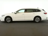 Gebraucht VW Passat Business 150 PS (110 kW) 2024 Pure white Kombi