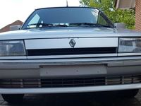 Gebraucht Renault R11 57 PS (41 kW) 1988 Silber Kleinwagen
