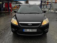 Gebraucht Ford Focus 101 PS (74 kW) 2012 Schwarz Kleinwagen