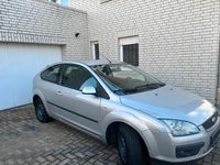 Gebraucht Ford Focus 101 PS (74 kW) 2007 Grau Kleinwagen