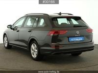 Gebraucht VW Golf VIII Life 150 PS (110 kW) 2022 Uranograu Kombi