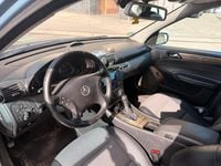 Gebraucht Mercedes C200 122 PS (89 kW) 2006 Blau Limousine