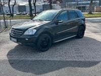 Gebraucht Mercedes ML320 224 PS (164 kW) 2006 Schwarz SUV