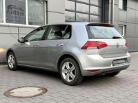 Gebraucht VW Golf VII Comfortline 86 PS (63 kW) 2013 Tungsten silver metallic Kleinwagen