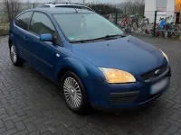 Gebraucht Ford Focus Trend 80 PS (58 kW) 2006 Blau Kleinwagen